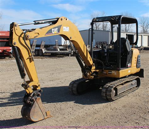 2001 caterpillar 302.5 mini excavator specs|cat 302.5 specs.